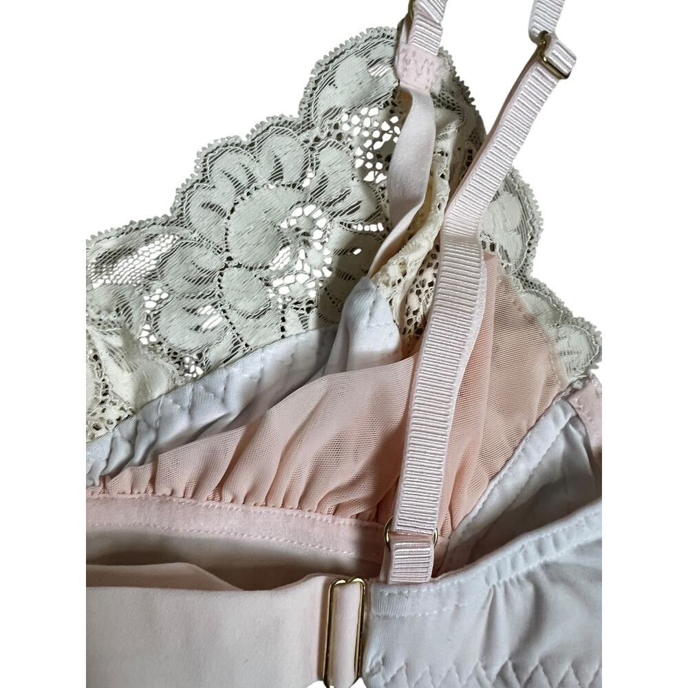 We are HAH Free People NWT Ladies Lounge Bralette Blanc XS Coquette Sexy - Picture 6 of 8